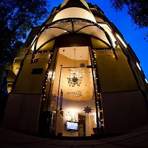 https://hi.varna-hotels.com