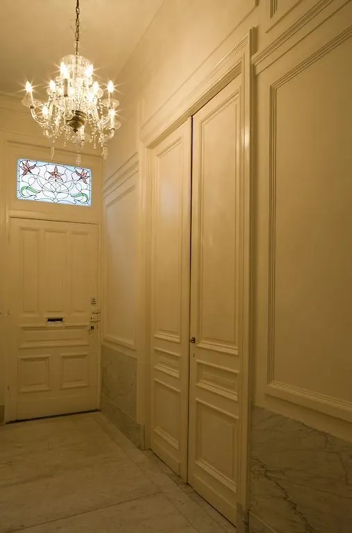 Antwerp B&B 3*,  Belgia