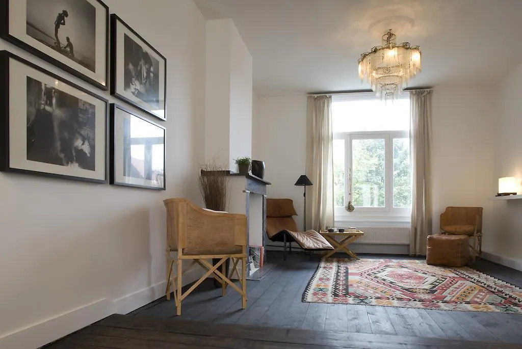 *** Nocleg ze śniadaniem Antwerp B&B Belgia